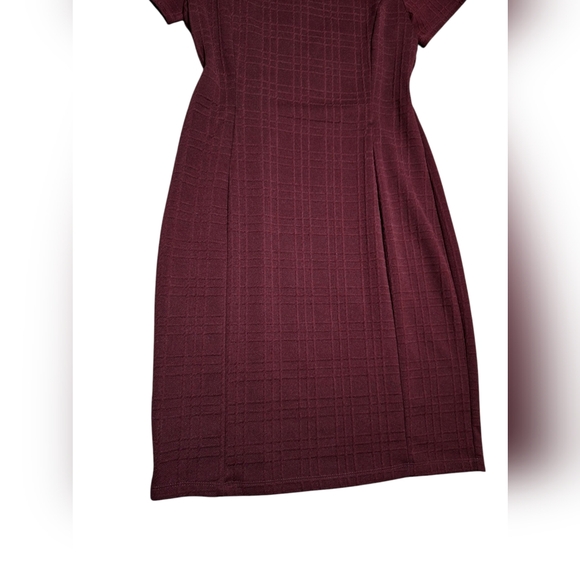 Burgundy Short Sleeve Dress Mark Enfocus Studio Size 12 From Women - Picture 3 of 5